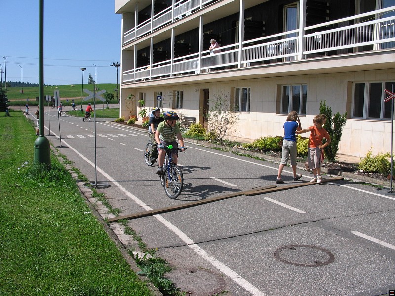 img00052.jpg
