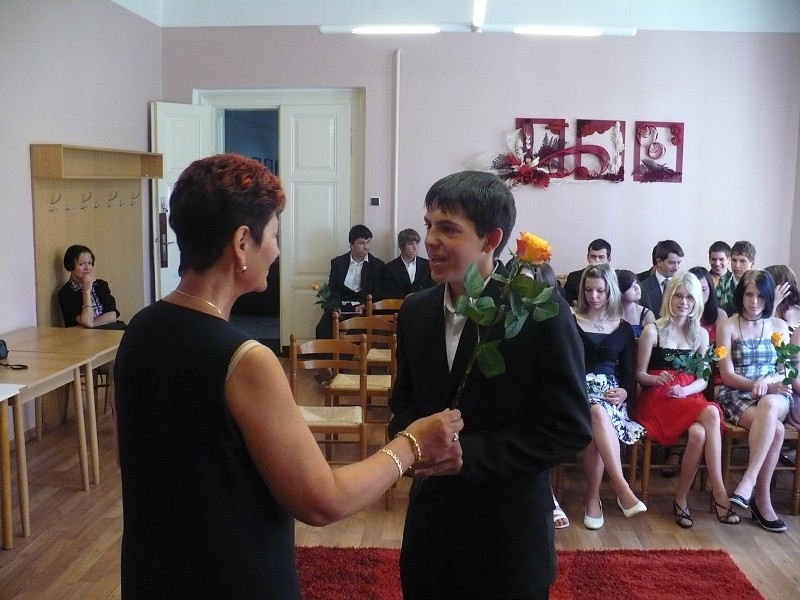 img00019.jpg