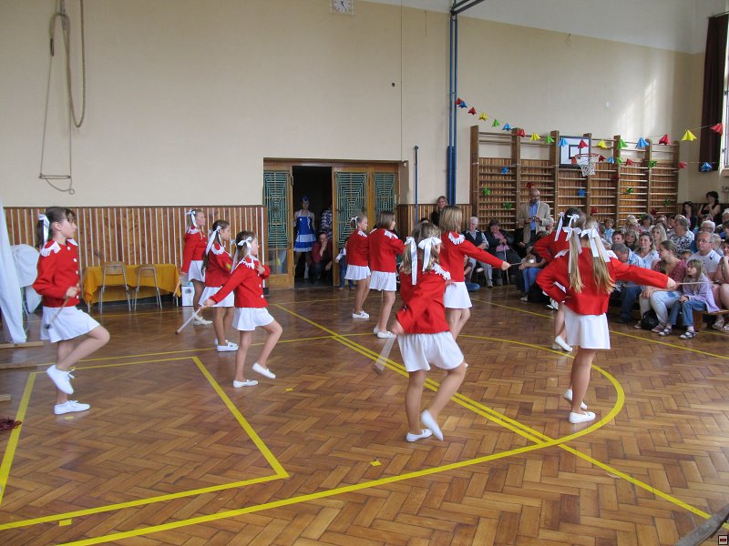img00004.jpg