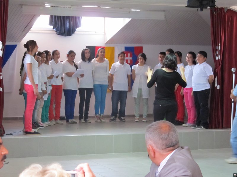 img00011.jpg