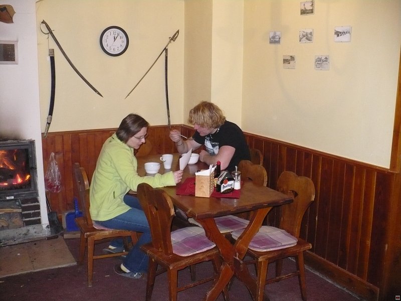 img00004.jpg