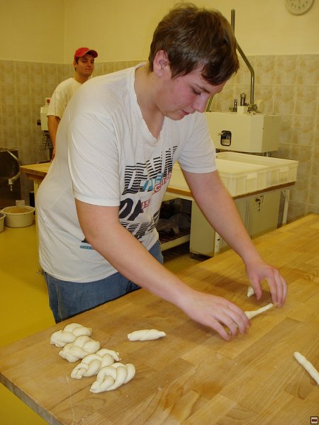img00015.jpg