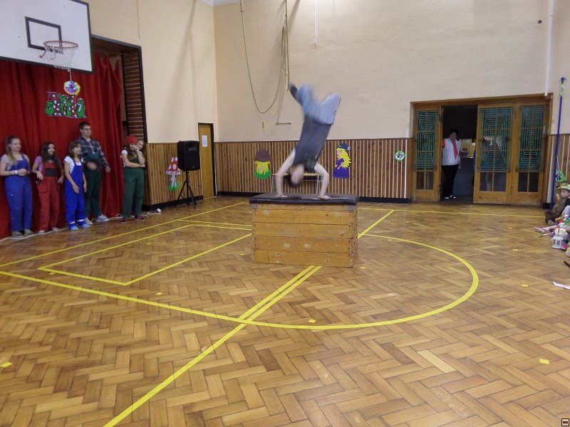 img00012.jpg
