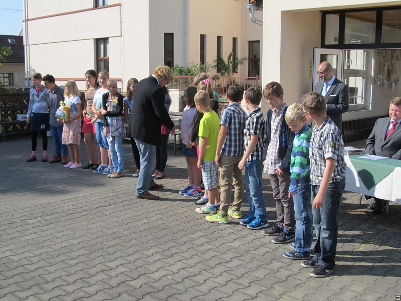 img00066.jpg