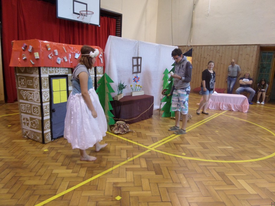 img00019.jpg