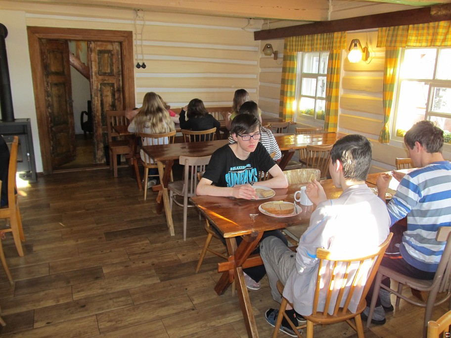img00047.jpg