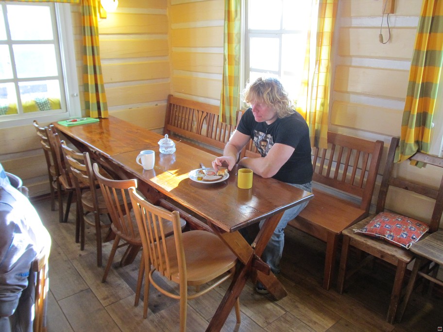 img00048.jpg