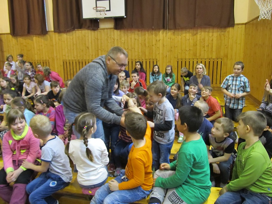 img00007.jpg