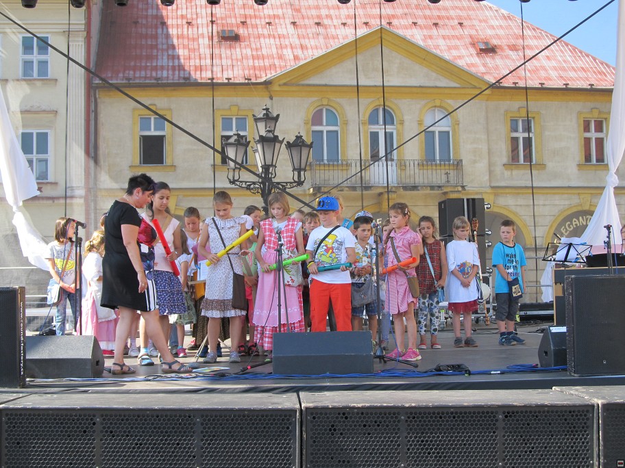 img00008.jpg