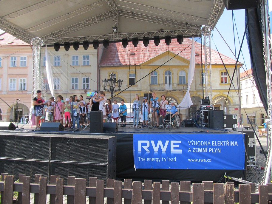 img00013.jpg