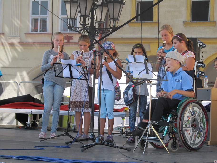 img00015.jpg