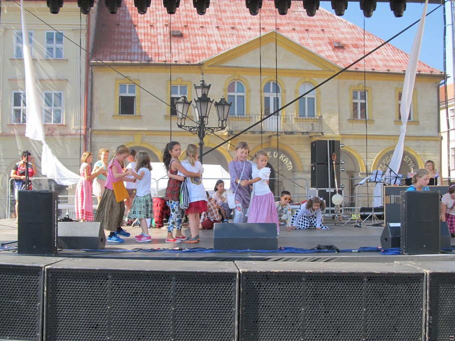 img00022.jpg