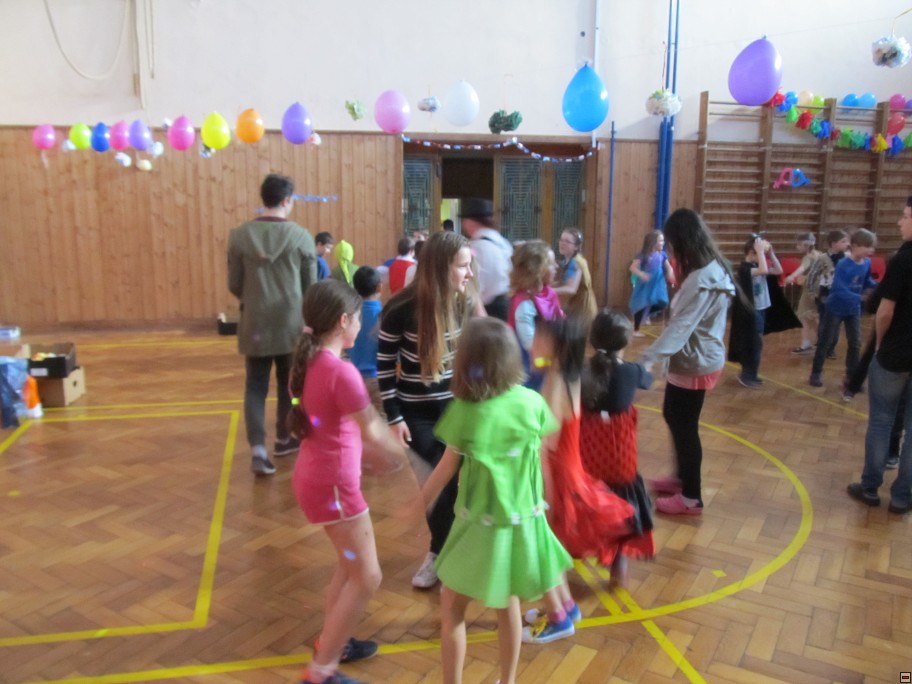 img00038.jpg