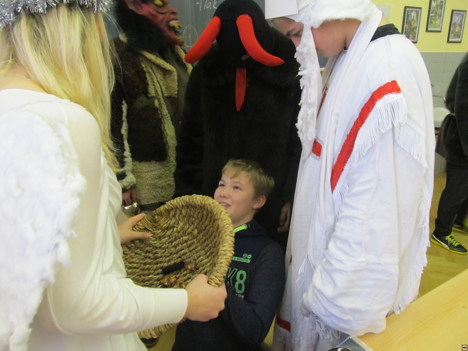 img00045.jpg