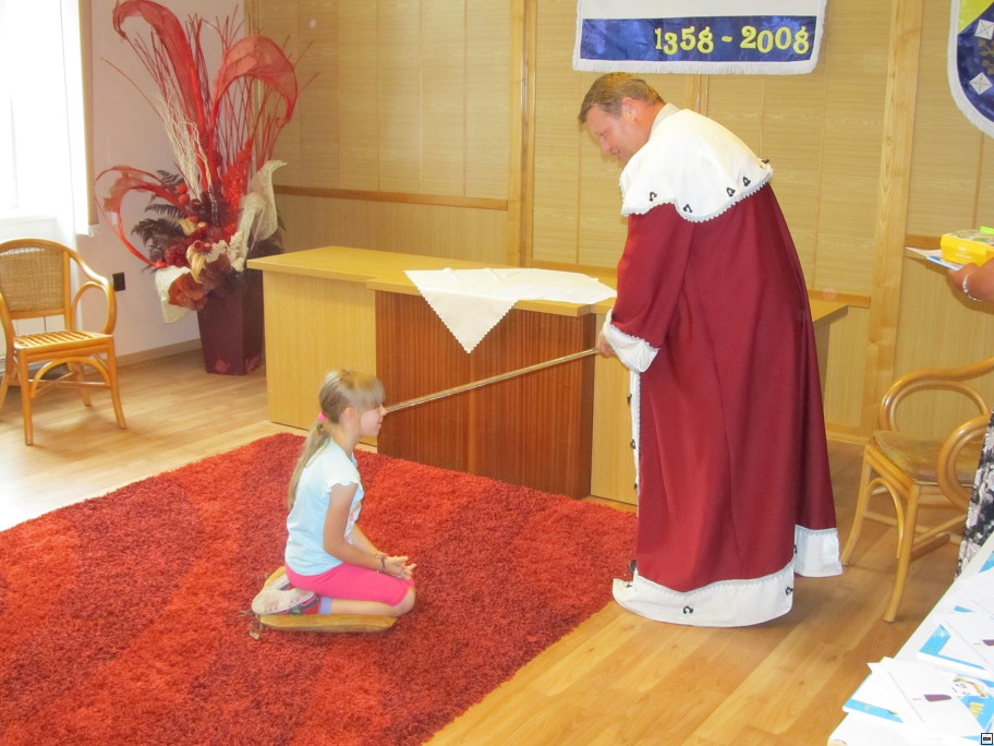 img00028.jpg