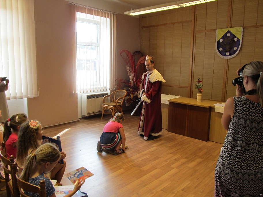 img00024.jpg
