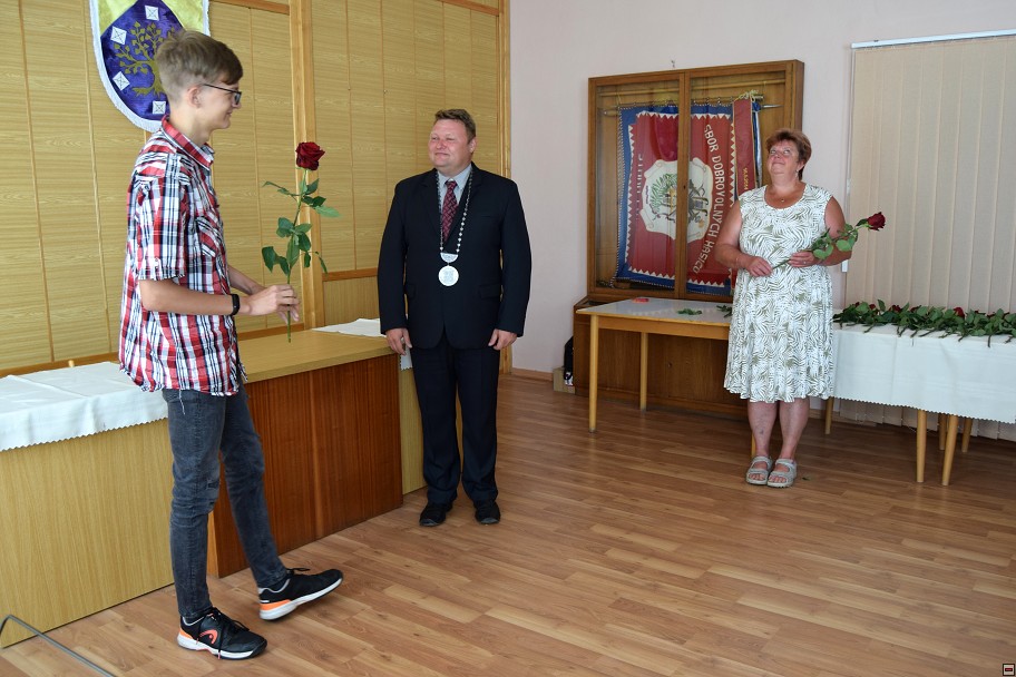 img00030.jpg