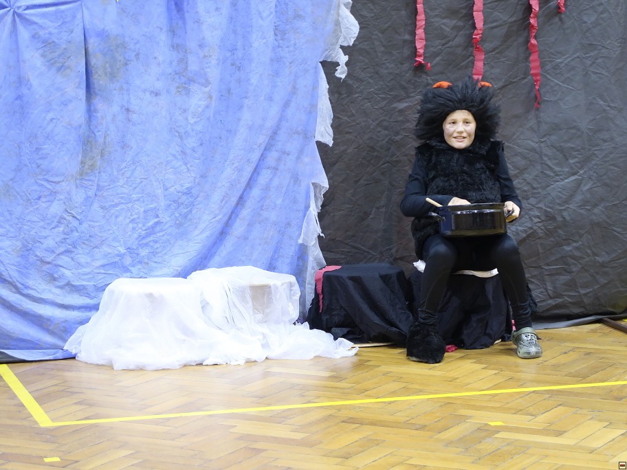 img00037.jpg