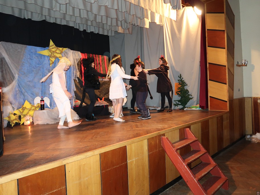 img00104.jpg