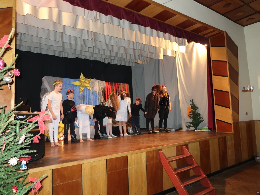 img00105.jpg