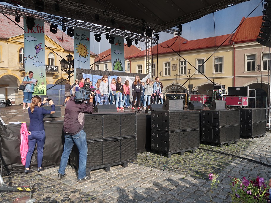 img00025.jpg