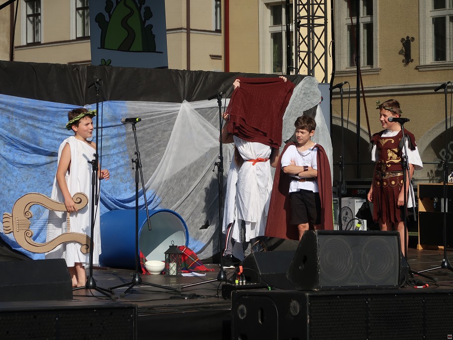 img00044.jpg