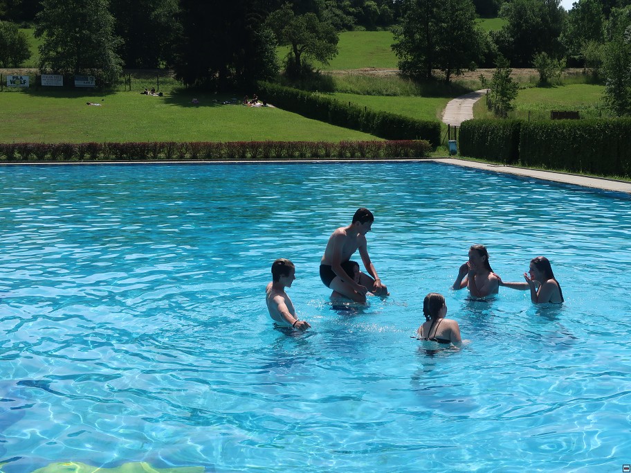 img00035.jpg