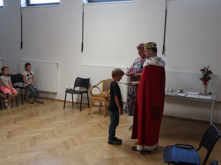 img00030.jpg