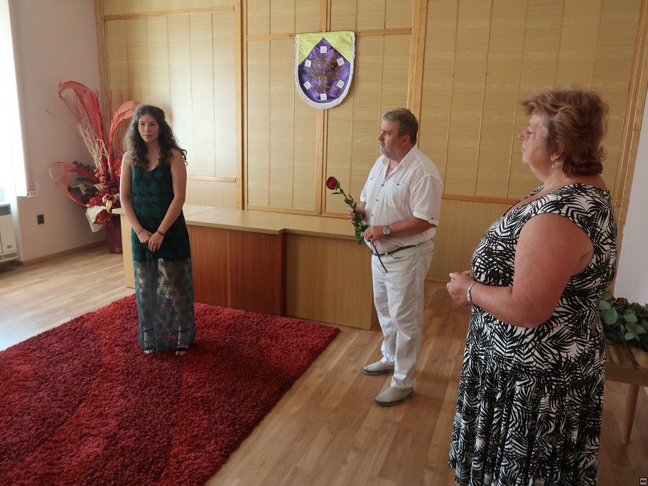 img00005.jpg