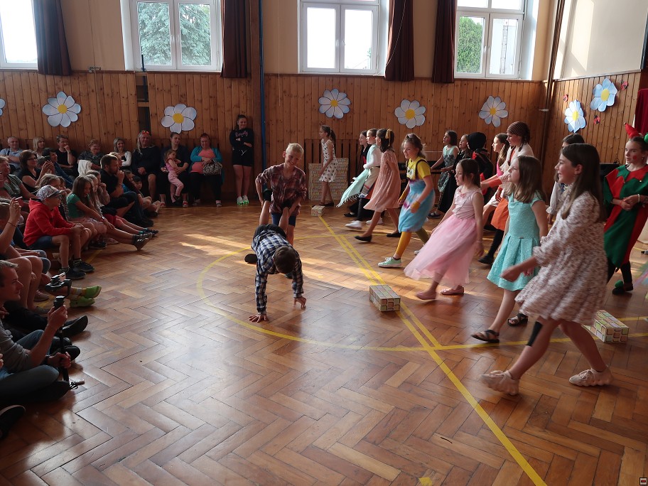 img00030.jpg