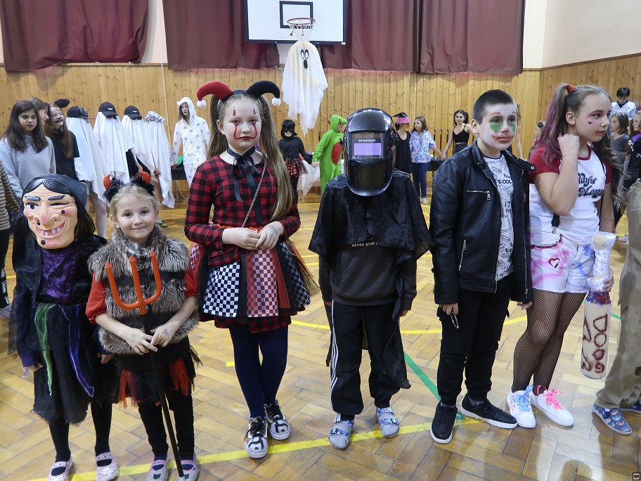 img00018.jpg