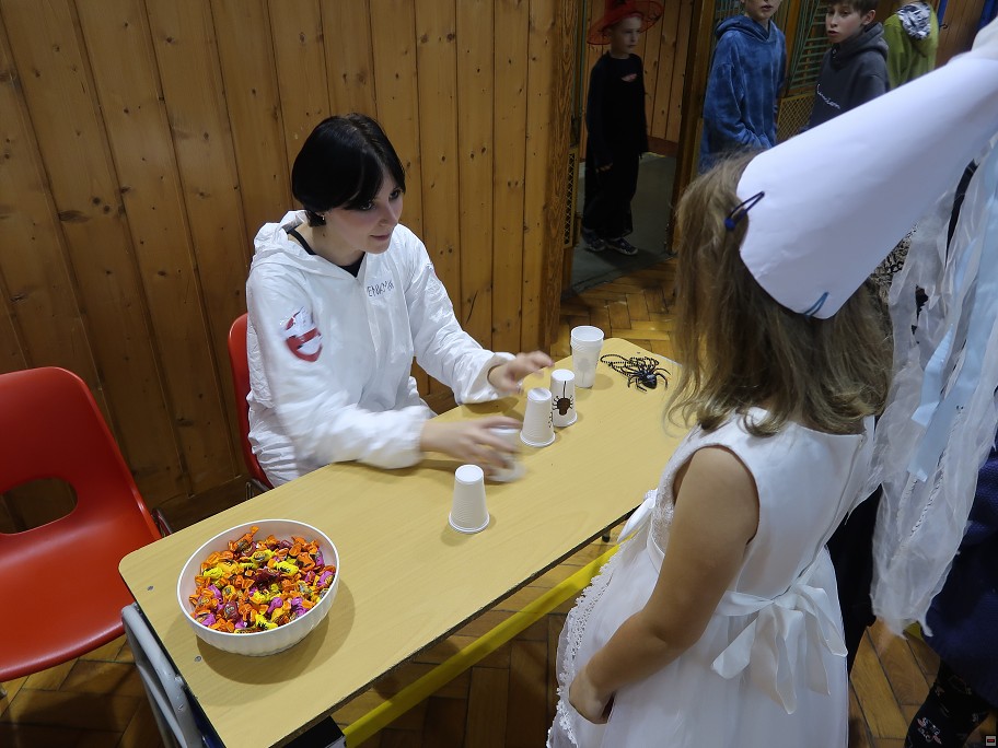 img00040.jpg