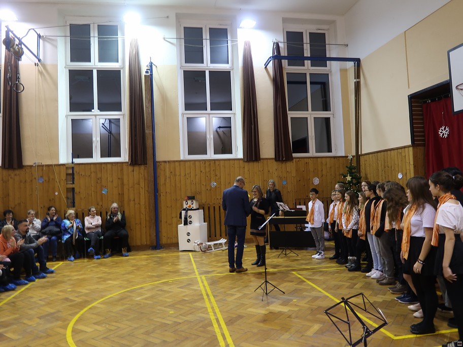 img00030.jpg