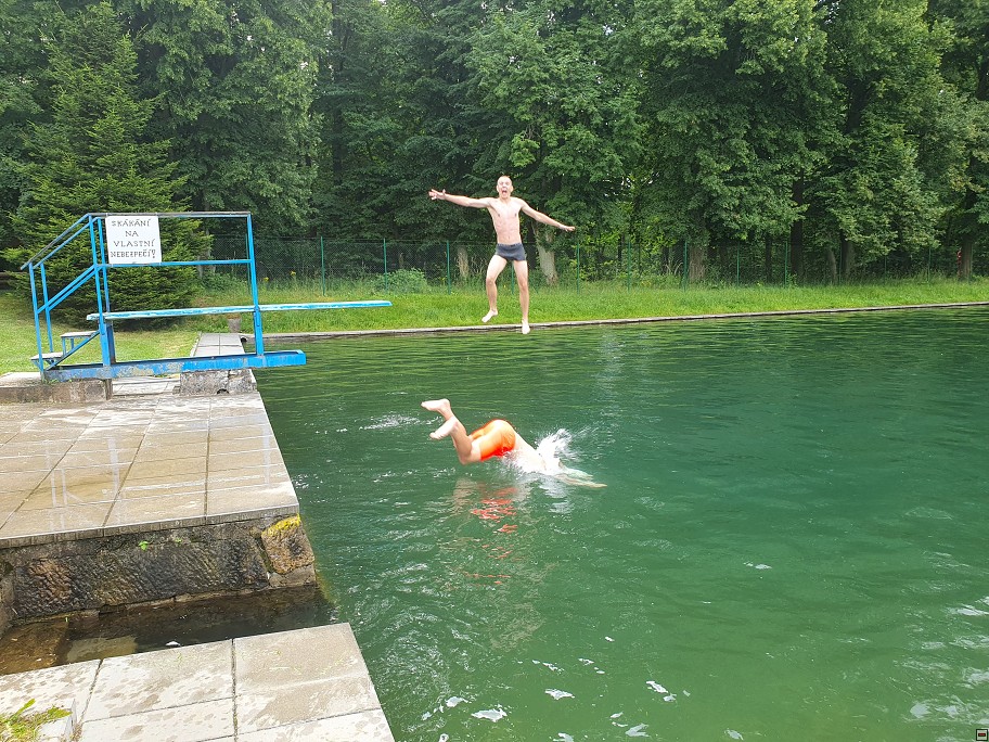 img00029.jpg