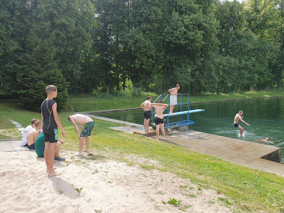 img00033.jpg