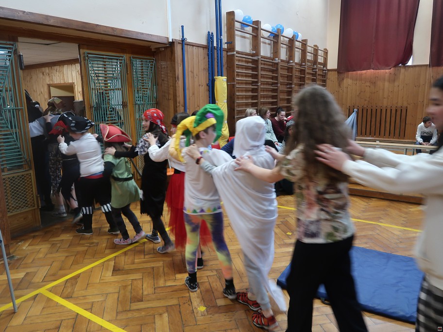img00015.jpg