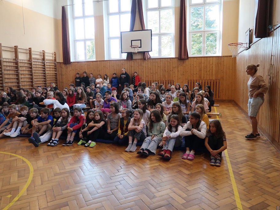 img00023.jpg