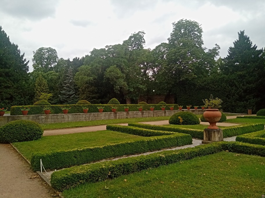 img00030.jpg