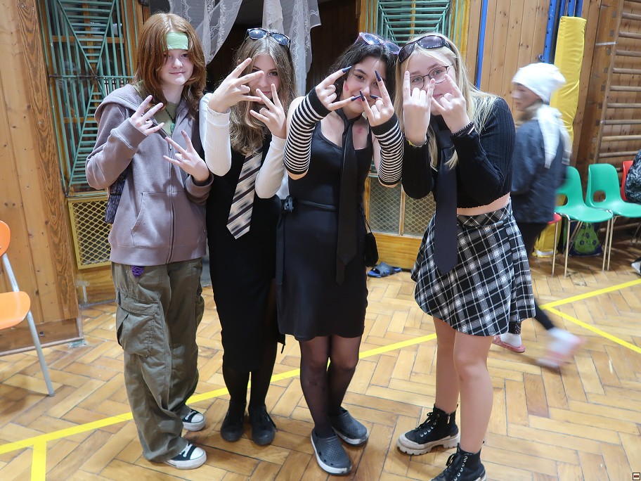img00028.jpg