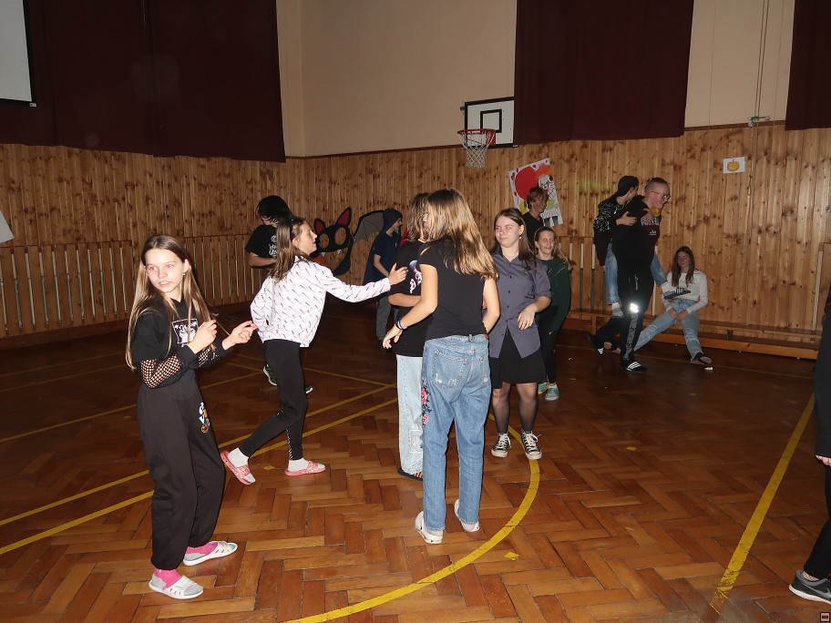 img00058.jpg