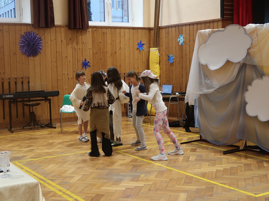 img00019.jpg