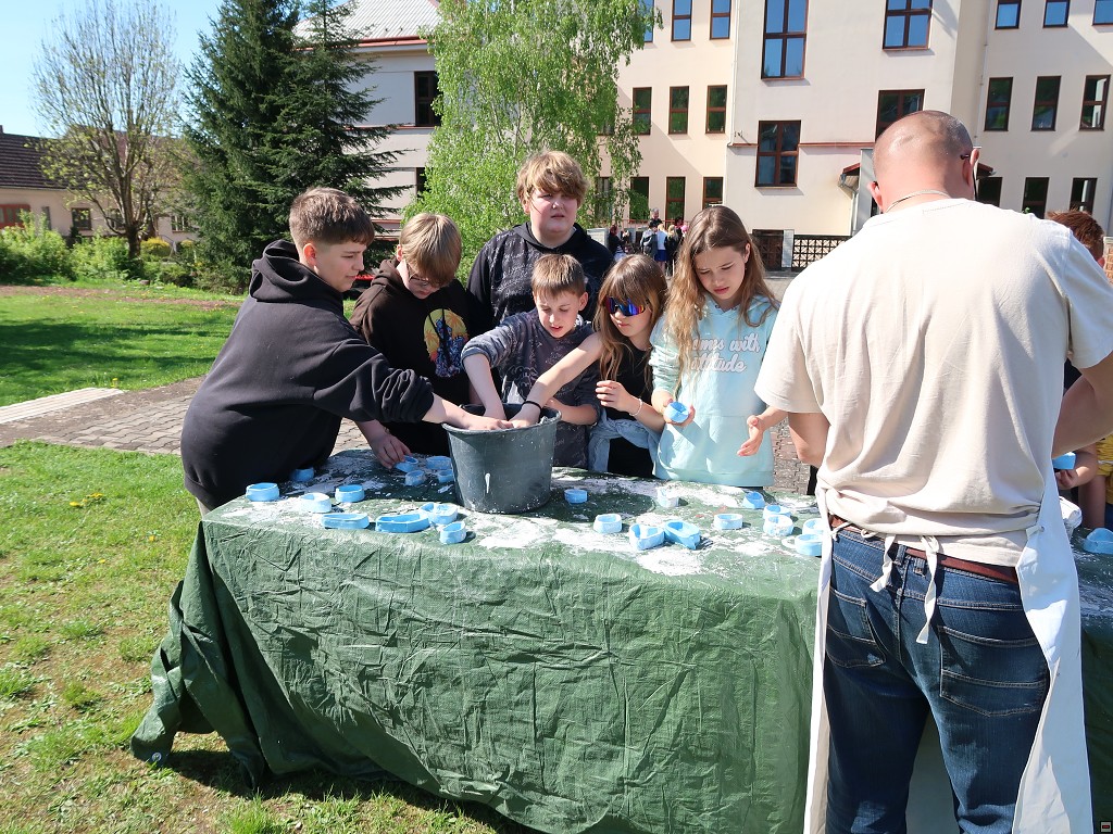 img00034.jpg