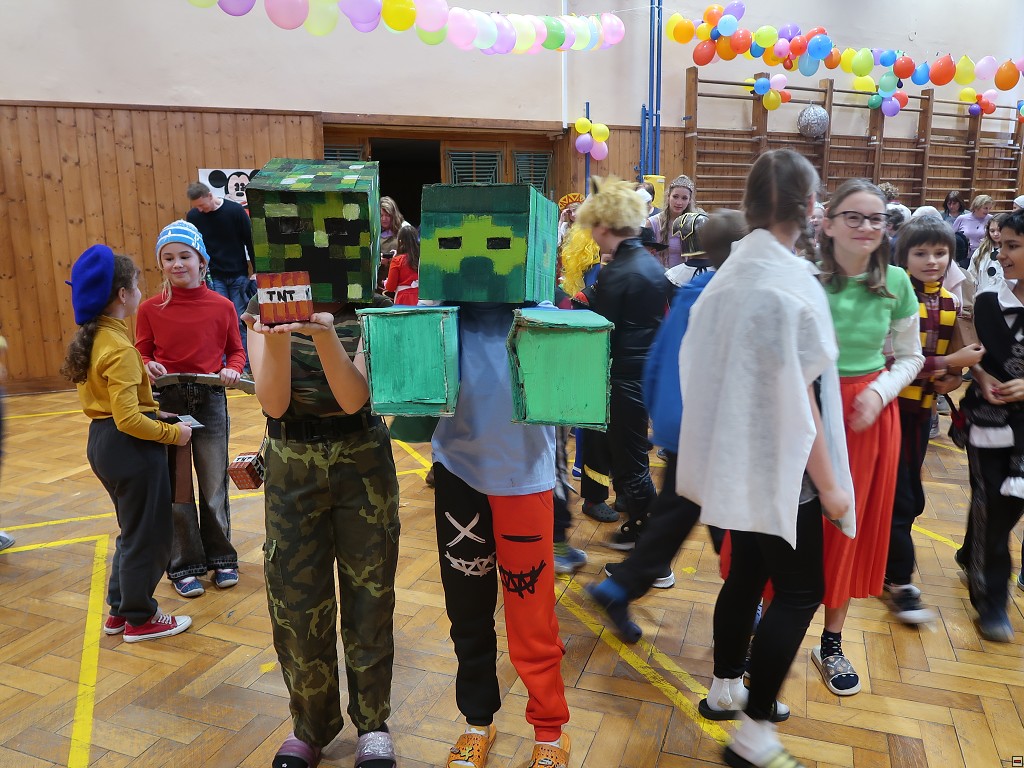 img00037.jpg