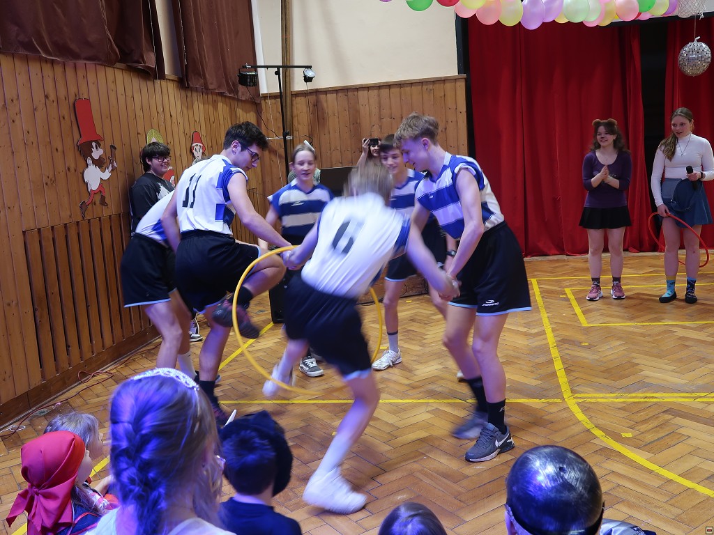 img00076.jpg