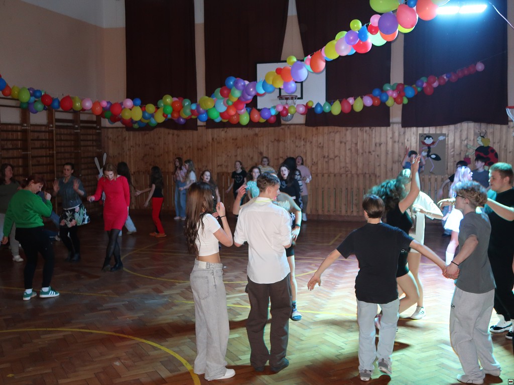 img00102.jpg