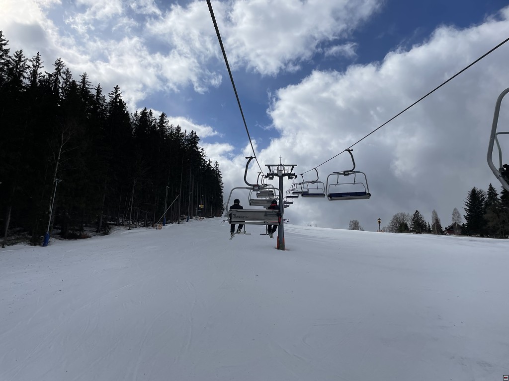 img00019.jpg