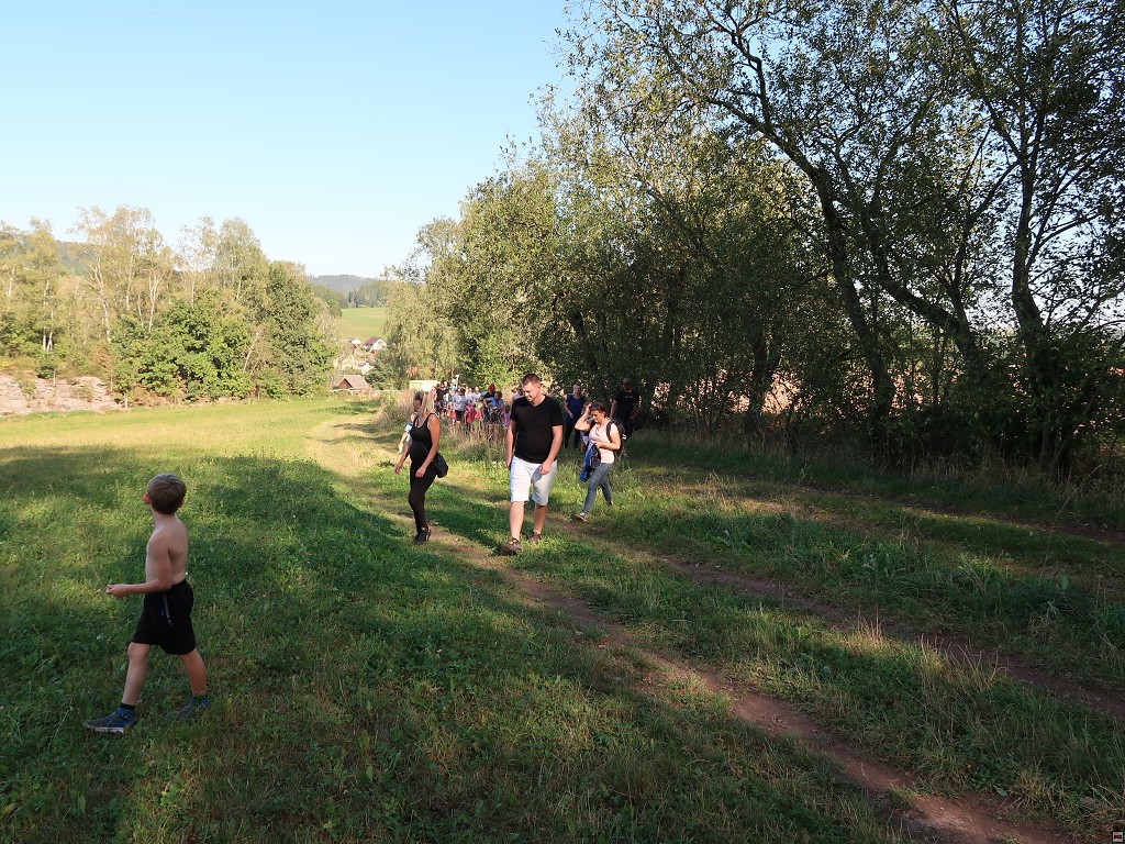 img00004.jpg
