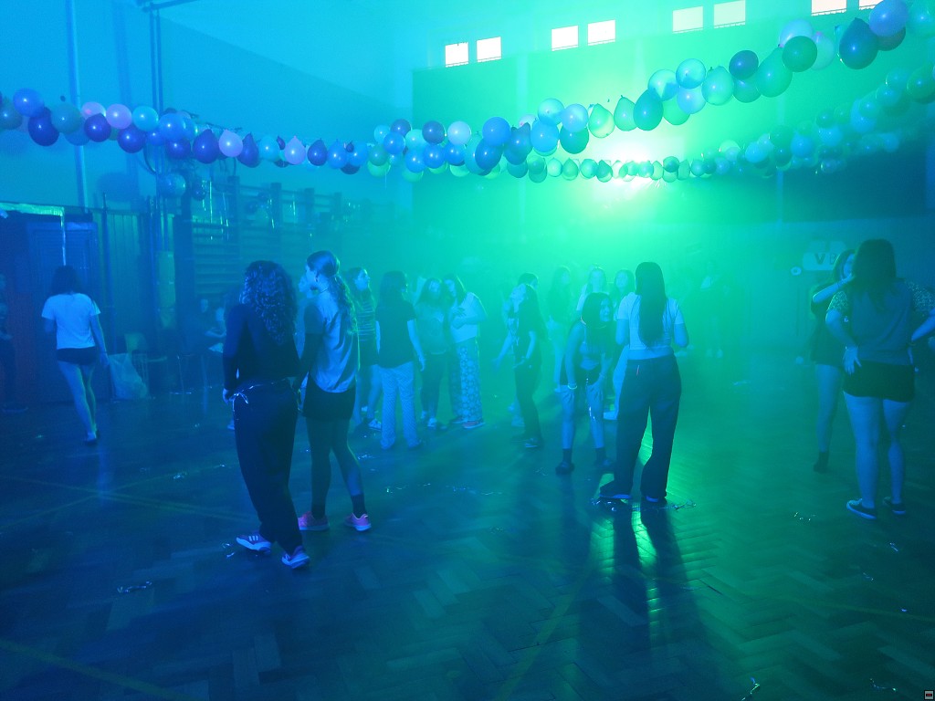 img00105.jpg