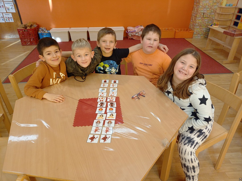 img00030.jpg