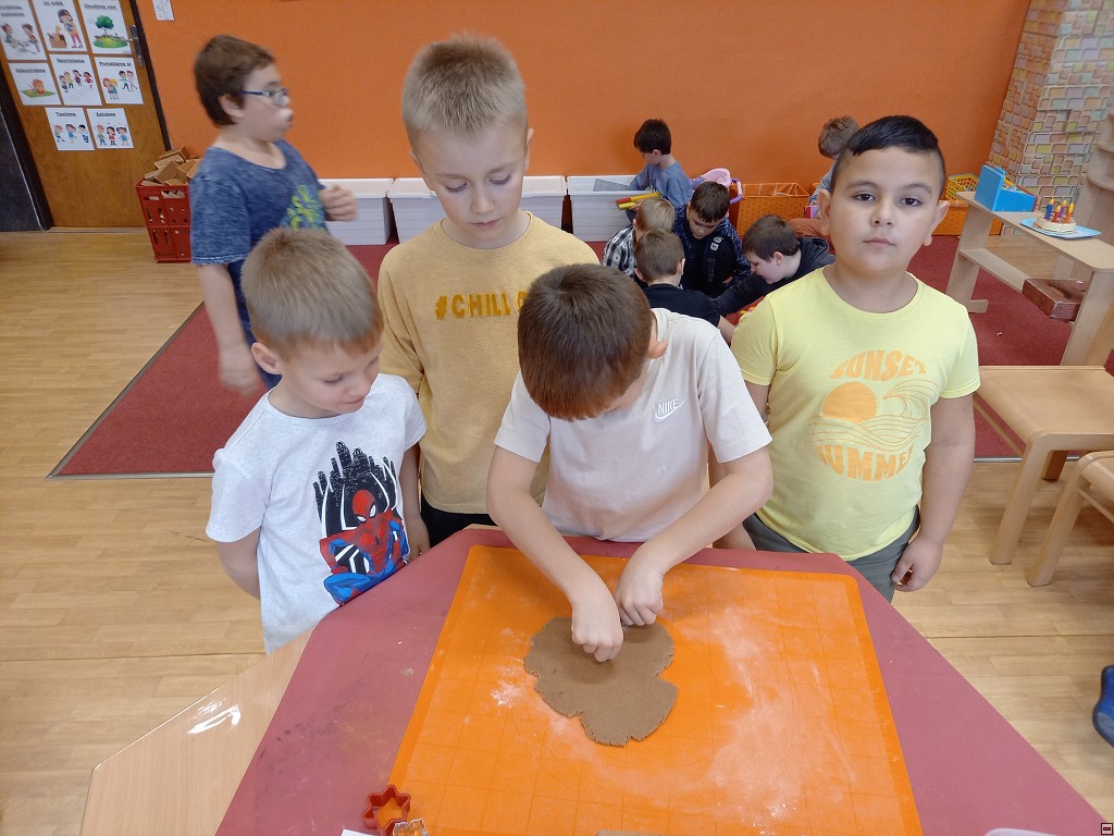 img00017.jpg